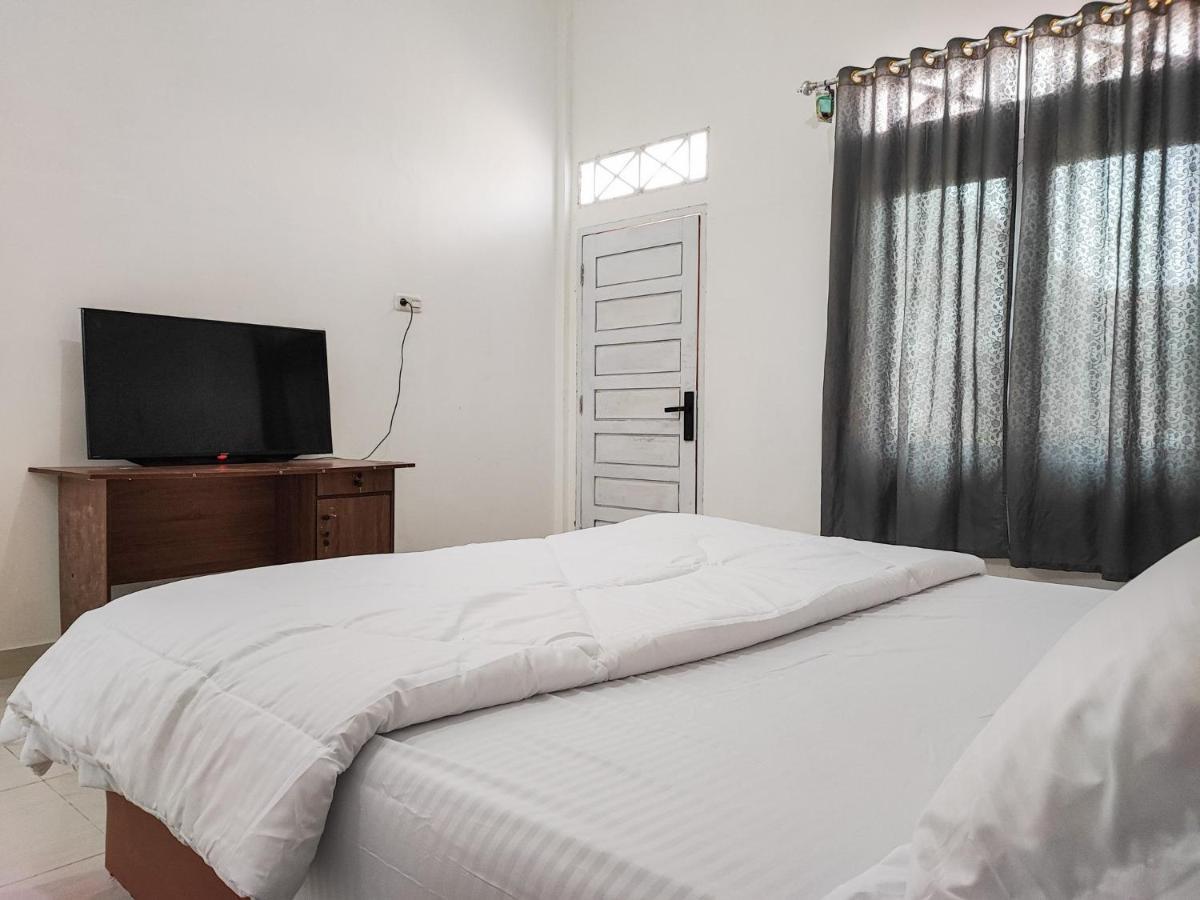 Adela Homestay Syariah Near Universitas Muhammadiyah Jambi Mitra Reddoorz Екстер'єр фото